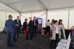 IMG-5017e18ea794ca70764e9abb59141c82-V