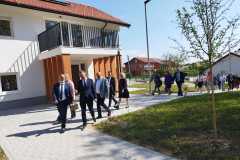 IMG-af2b30d3cd4ec87adf082e04569f19b3-V