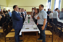 IMG-2d4fd722436de1ae05a3d1dbe4e51910-V