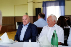 IMG-8d4b31deadfc89c6bdc64aa100b00feb-V