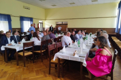 IMG-b16f521af5fe5979c6f7d41bf1560ce6-V