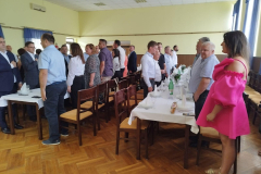 IMG-b5b43cf15c3ceed3f763f82e8a31cb73-V