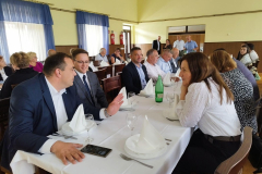 IMG-ecf0dcde2ac8b6bbc4756e9b9c8bcd2c-V