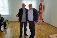 IMG-11eced7aa116435fc51d7435cfdc005d-V