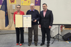 IMG-1951439576eb605ab18e6450bf14d4d8-V