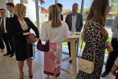 IMG-2167dc8de2a89a871141ae0b37693b11-V