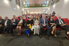 IMG-8aae50e7585b61aeed510edac0c88ce2-V