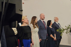 IMG-cc92a124084949da13b99f7159f72f71-V