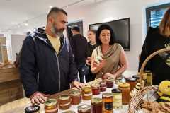 9b71df91-d119-4f8c-aef7-2ac5fdda5153