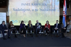 konferencija-sadasnjost-a-ne-buducnost-2