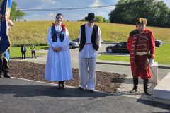 IMG-390f4ffeaf18059f3563200b3f8c9c7d-V