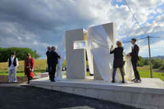 IMG-3c4de2b4adc629872be4d6b07e3289d0-V