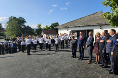 IMG-e7f2bfc85488ff8106fe9003d17896dd-V