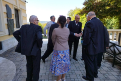IMG-827aa333688ec58bae04931d7ba1e3b6-V