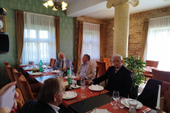 IMG-cfba17bab3f801221218ee435ad51362-V