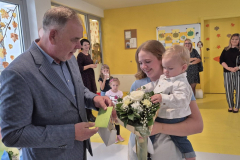 darivanje-novorodenih-i-ucenika-mihovljan-17