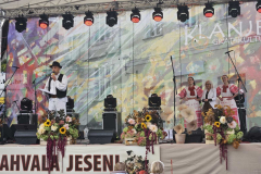 IMG-96e11c882532d3d67817a5fc1b792145-V