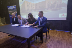 Potpisivanje-ugovora