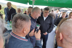 IMG-28dbf82ffd98cd38aa93e93713033ad3-V