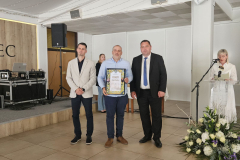 IMG-1e8f9ffd7bf1f4982c99011104e3b0c3-V