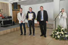 IMG-5d98082de32f38c7e4027ec6d3fe7bb0-V