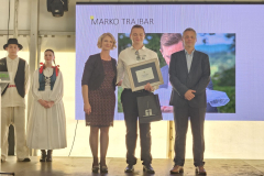 IMG-928242b418a2433b51c407b7ac679221-V