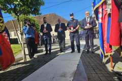 IMG-20a8ecba5114f7dab61ce25199a491af-V