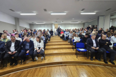 IMG-defa416b4352118d40557939f39ffa8d-V