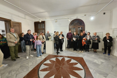 IMG-817dc2b3b2ca5325bece9a0630503c7e-V