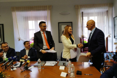 IMG-a17bfe3b6630c3029db4c8ea82dc36d3-V
