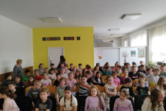 IMG-69afce8f4ad04b6a7265ac5adfbe72de-V