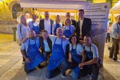 ou-stubica-Makarska-plavo-zeleno-3