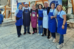 ou-stubica-Makarska-plavo-zeleno-5