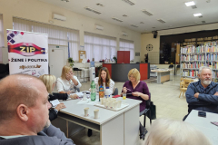 IMG-fbc44103f4b2840d5ea3e89d584754c4-V