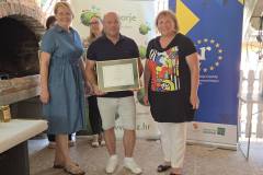 IMG-46a973f9ddbe6241cb66259f552de297-V